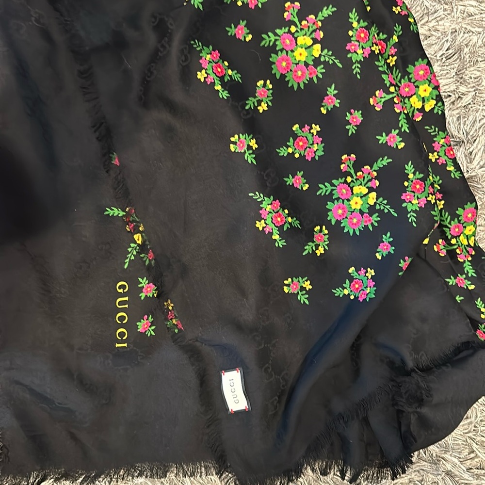 Authentic Gucci Scarf